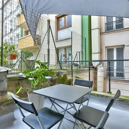 Nice For 3 - Montmartre 18e Apartment Paris