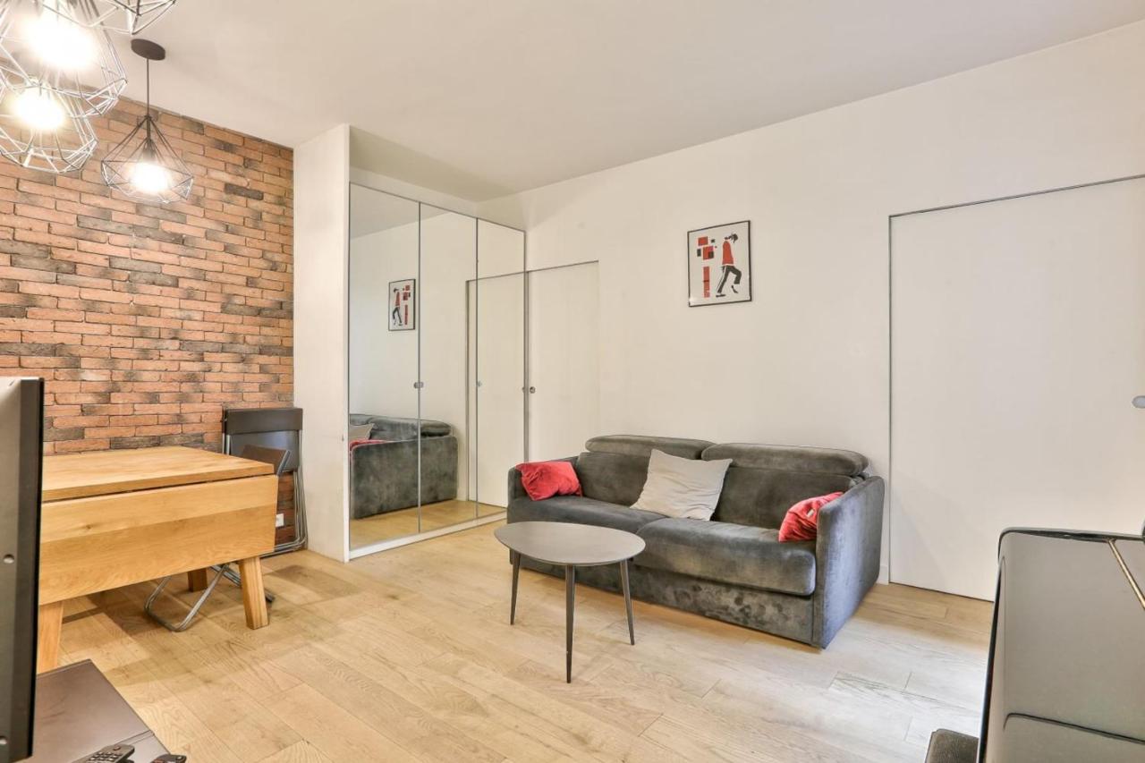 Nice For 3 - Montmartre 18e Apartment *