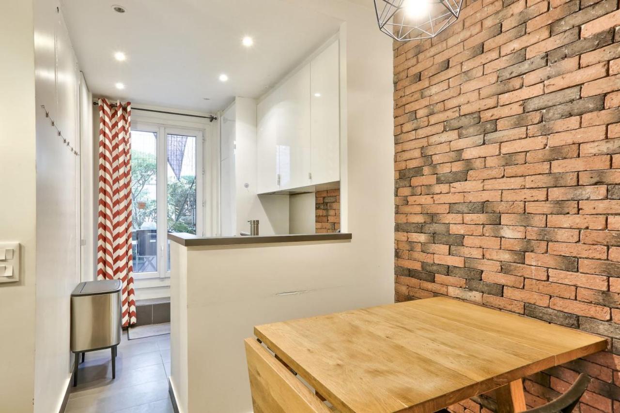 Nice For 3 - Montmartre 18e Apartment *
